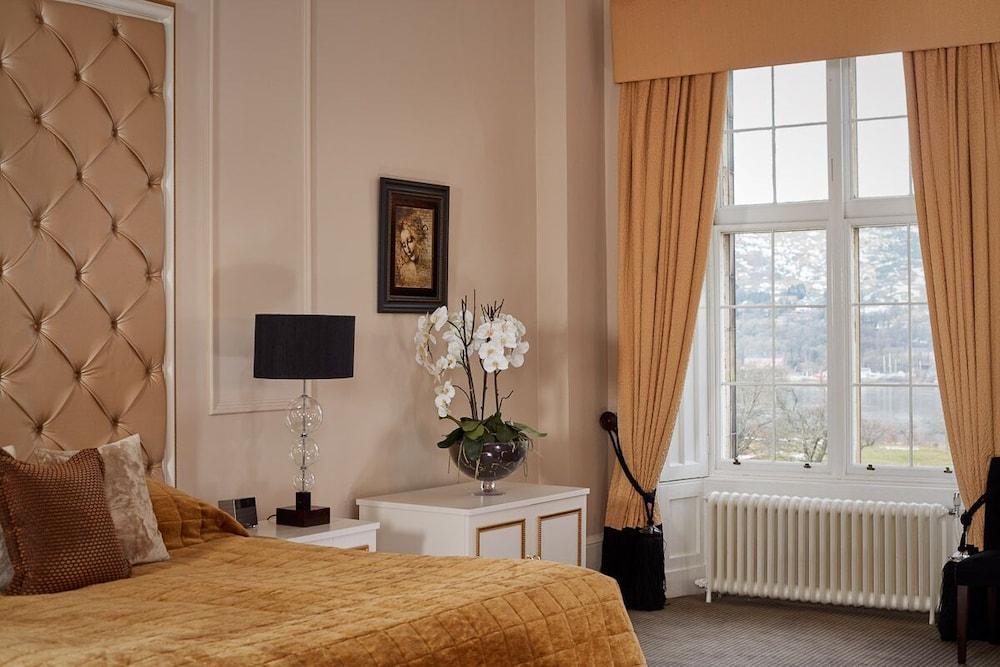 Mar Hall Golf & Spa Resort Bishopton  Dış mekan fotoğraf A bedroom at the hotel